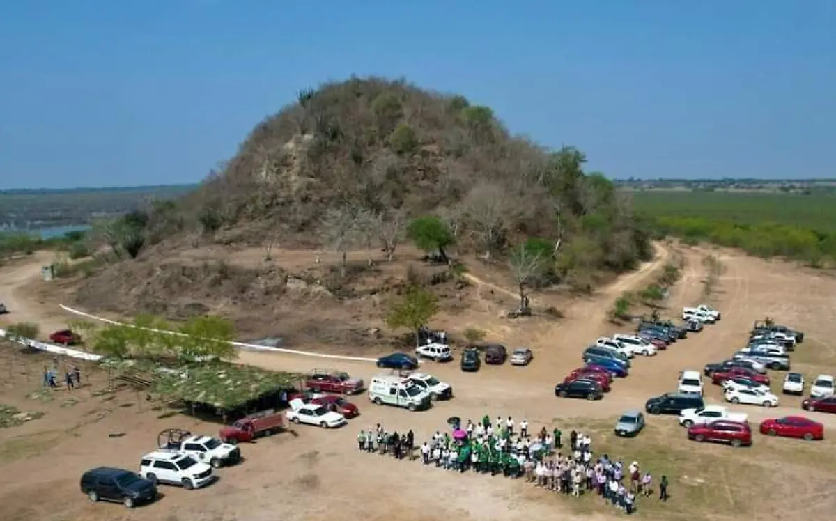 El primer pozo petrolero de México está en Ébano Gobierno Municipal de Ébano (2)